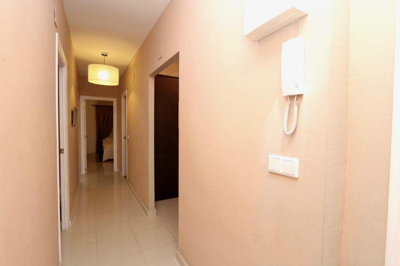 3- Bedroom Apartment In The Centre Of Calpe With Nice Living Room, 1 Bathroom. Exterior photo